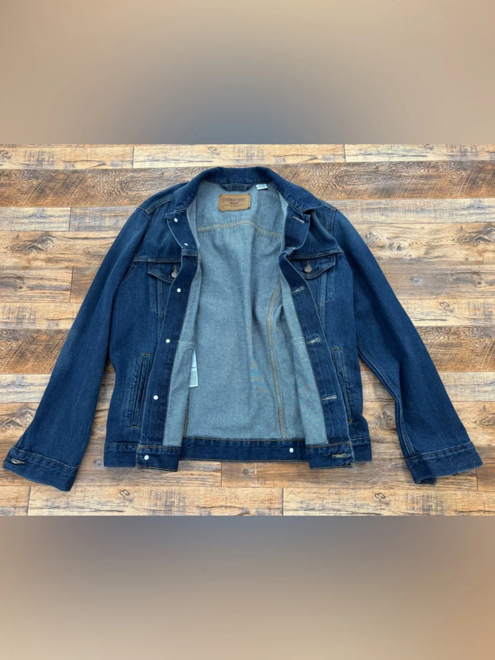 Signature by Levi Strauss Men's Button-up Denim Truckers Jacket, Size Medium - Picture 7 of 10